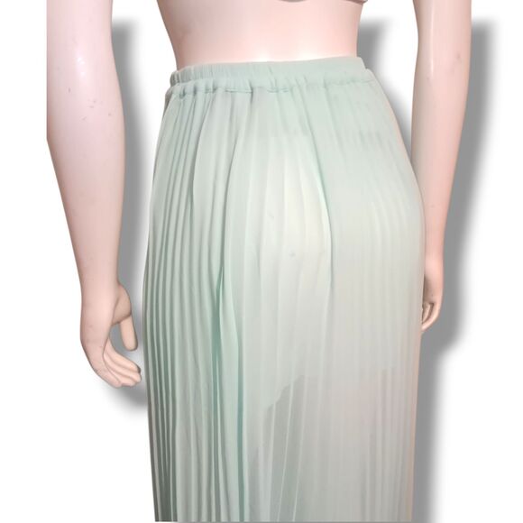 Victorias Secret Chiffon Pleated Maxi Skirt-Size 2-Mint Green-Partially Lined - Picture 5 of 8